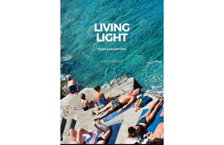 LIVING LIGHT